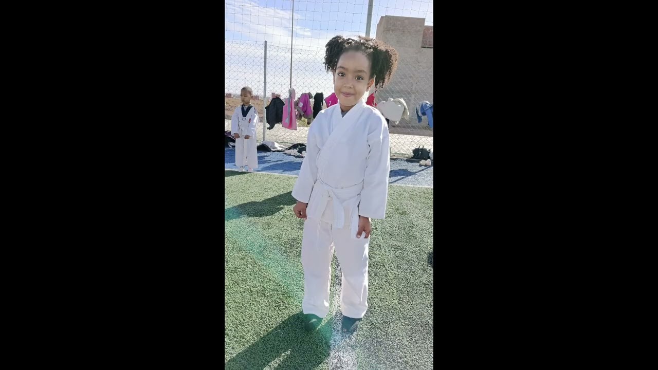 لا تتوقف حتى تصبح فخورا بنفسك ...🖤سيكون كل شيء جميلا ربما ليس اليوم لكن يوما ما ...💪Tkd_love