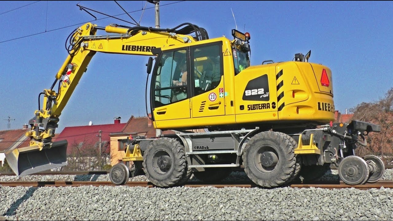 Liebherr 922 Rail by Subterra