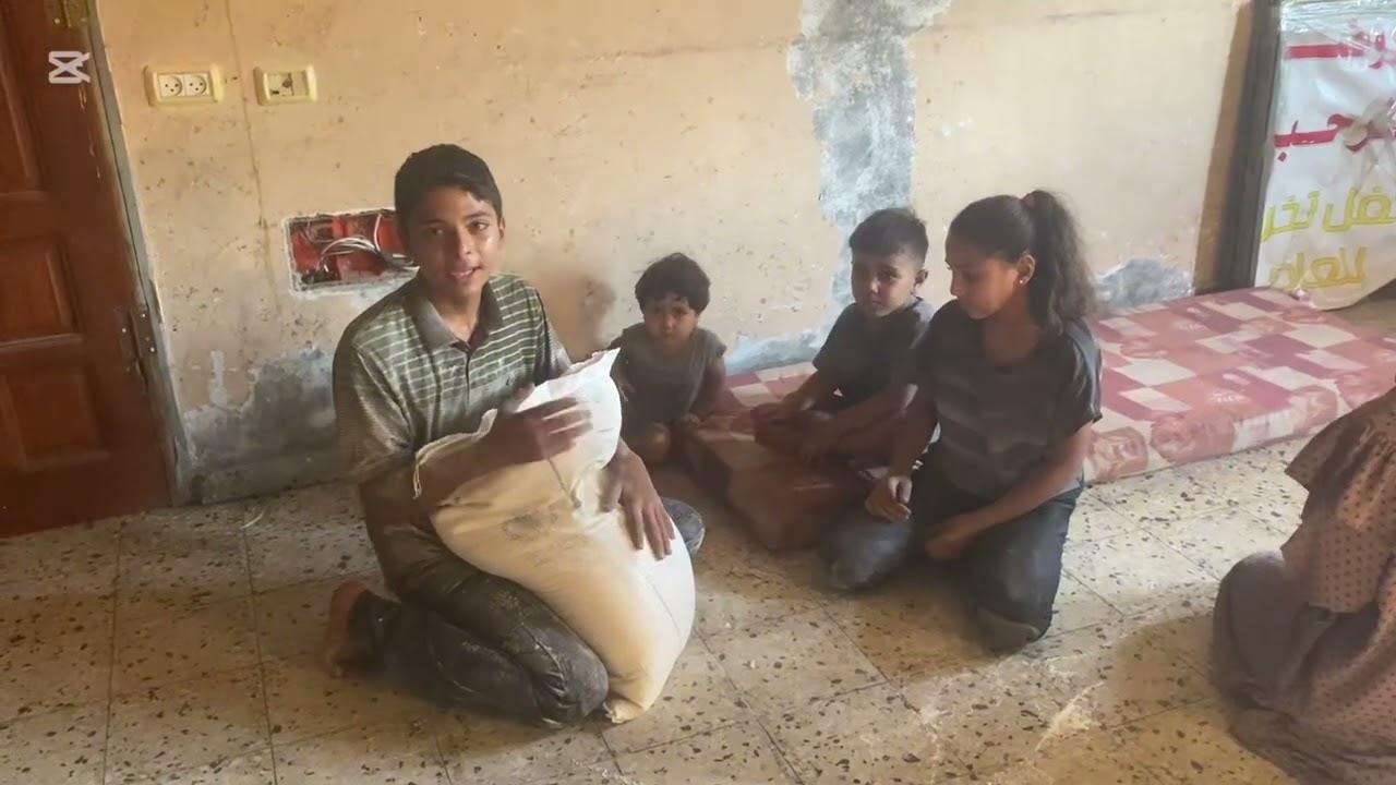 الحمدلله لولا فضل ربنا ثم مساعدتكم النا وقوفكم جمبنا ي متابعيني كان ما قدرت اجيب طحين لأخوتي