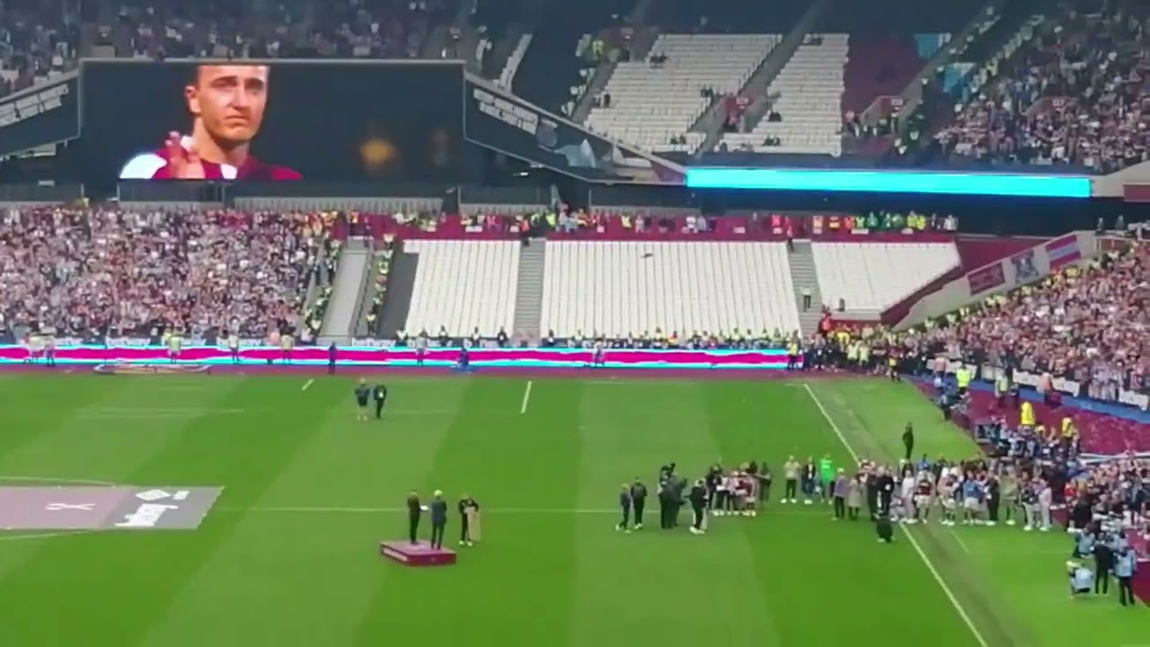 Farewell Mark Noble!! - West Ham vs Manchester City Highlights