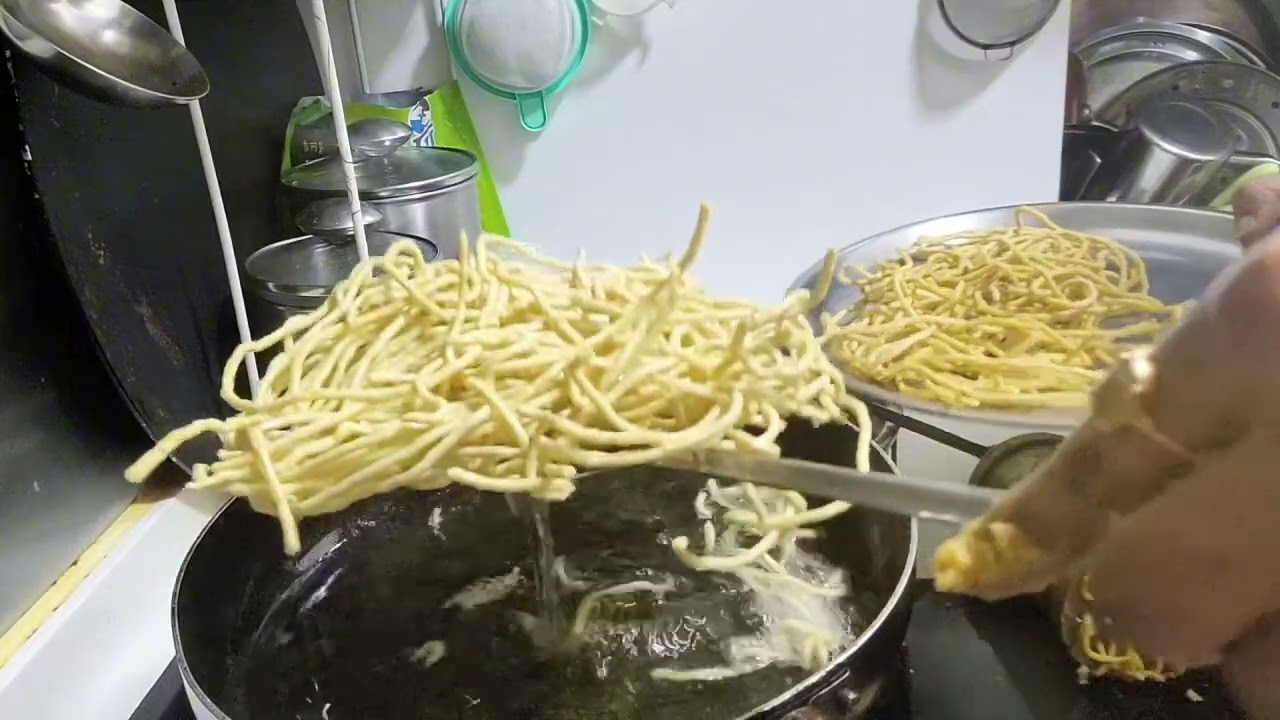 Long Garam Masala Sev