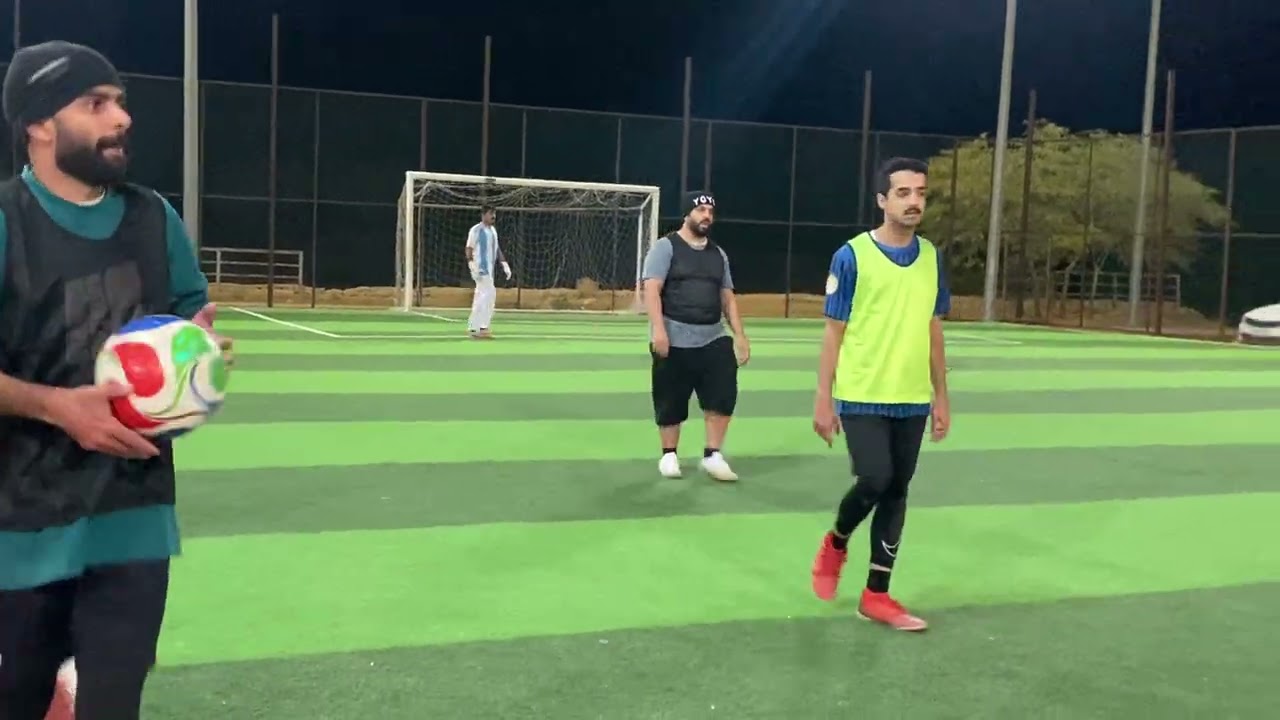 مبارات ‏ العالمي والعميد وانتهت بفوز العالمي￼٦-٥