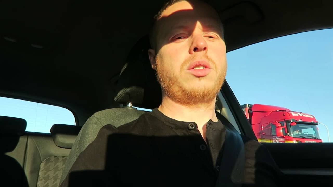 Piesen met een broekpak is ambetant | #DB