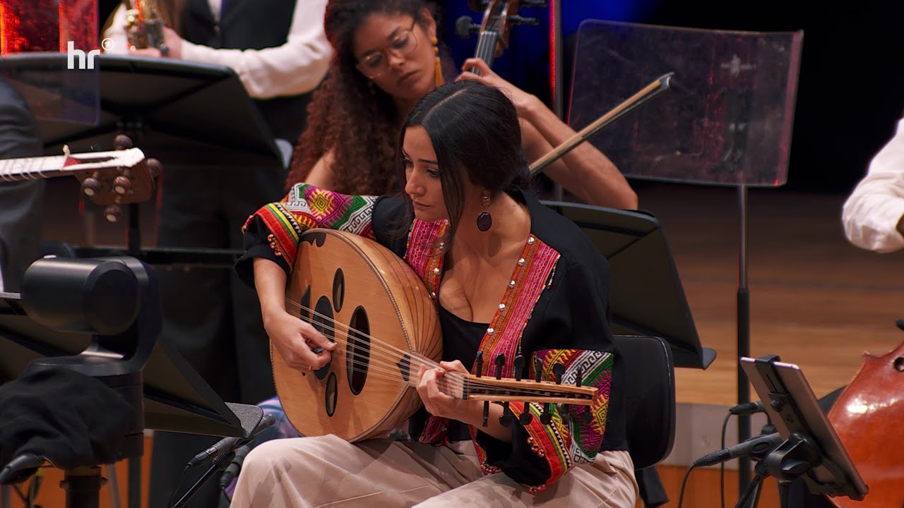 Beyond time and space | Bridges Kammerorchester | hr-Sendesaal 2025