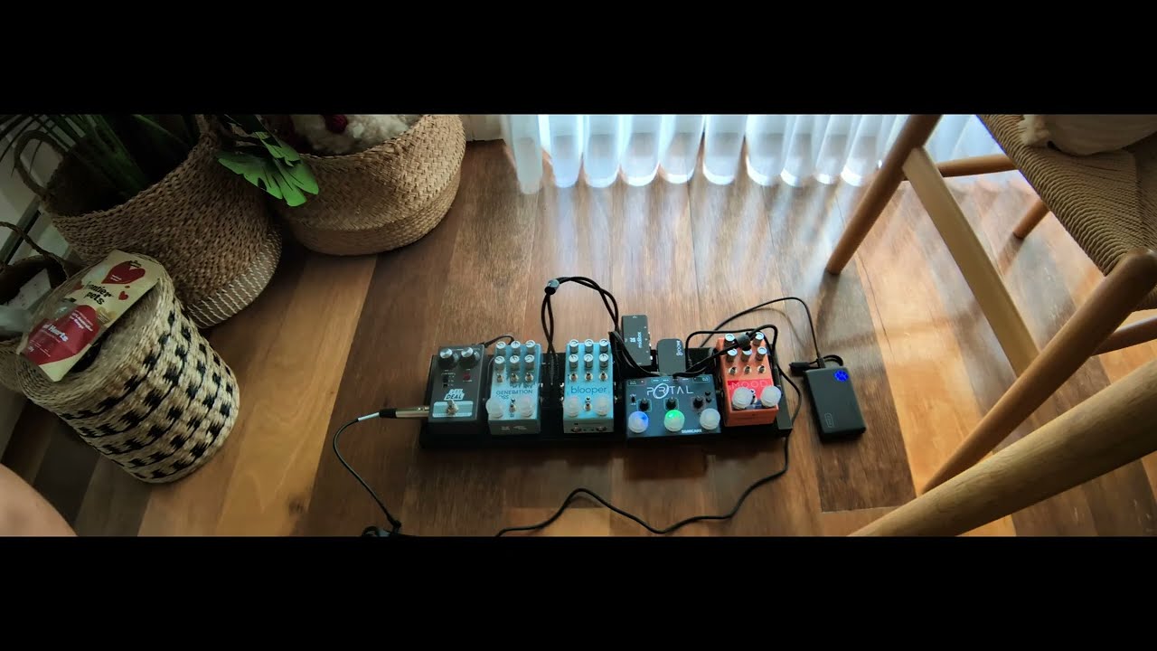 Martin Acoustic and Chase Bliss Pedals (Dawless)
