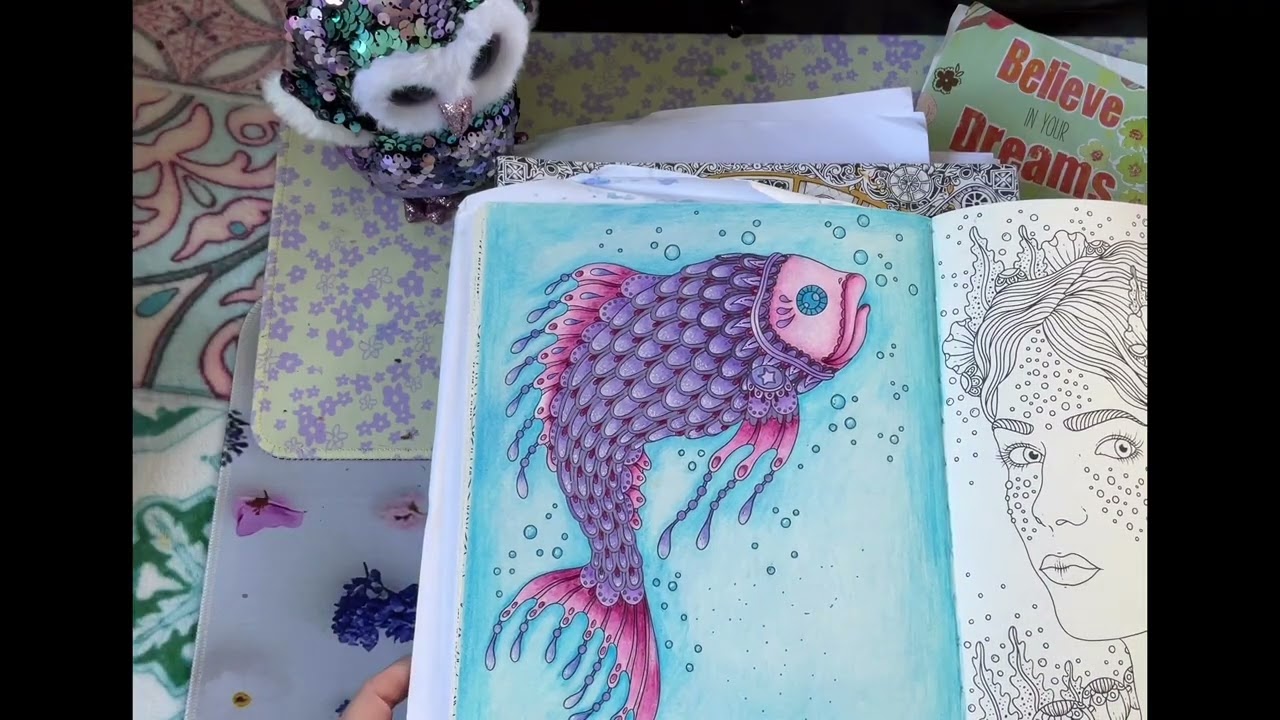 Valentines tag - all the things we love colouring edition - Created by @colouringwithamy 