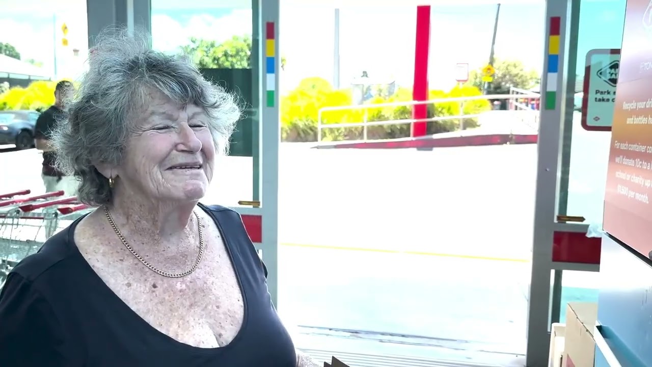 Reverse Vending Machine trial - see the Container Return Scheme in operation