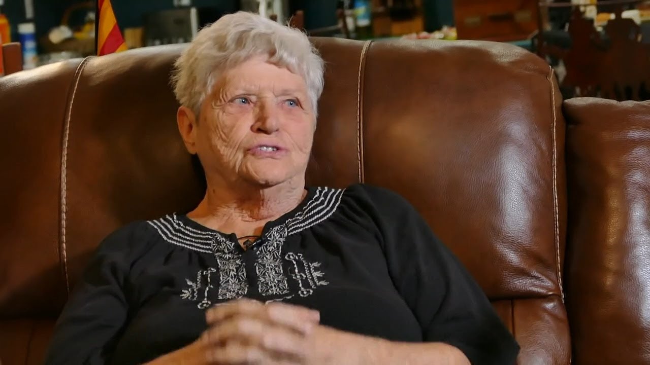 86-year-old Arizona woman forced to go back to work at Walmart gets surprise from generous customer