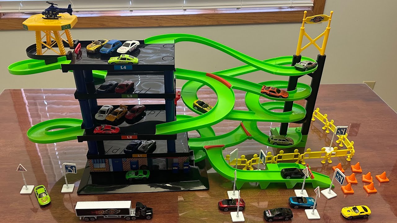 Fast Lane Multi-Level Parking Garage Playset - Unboxing, Demonstration, and Review