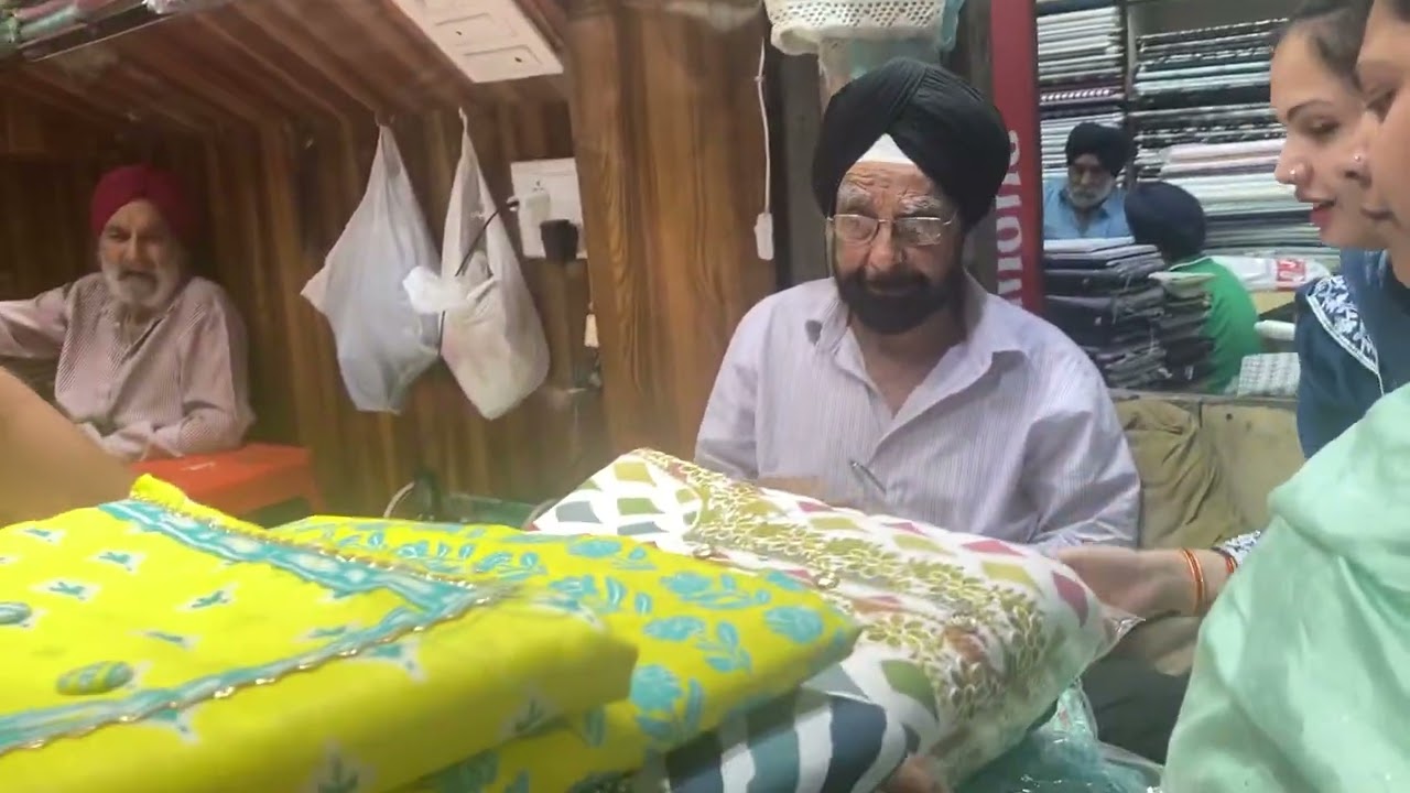 Krishna market vs Katra neel Chandni Chowk