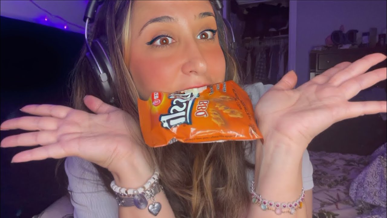 Crunchy Israeli Bissli 😋 ASMR Eating Chips Sounds #eating #mukbang #asmr