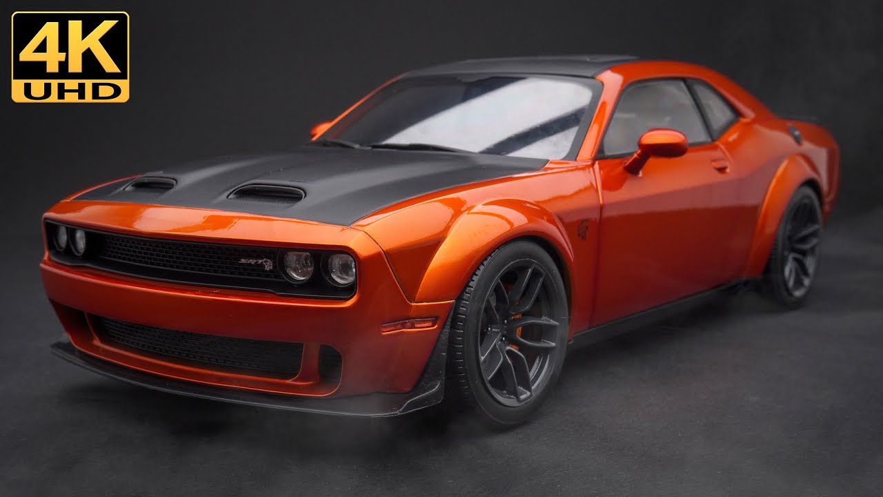 Dodge Challenger SRT Hellcat Redeye, 4K UHD - 1/18 Solido