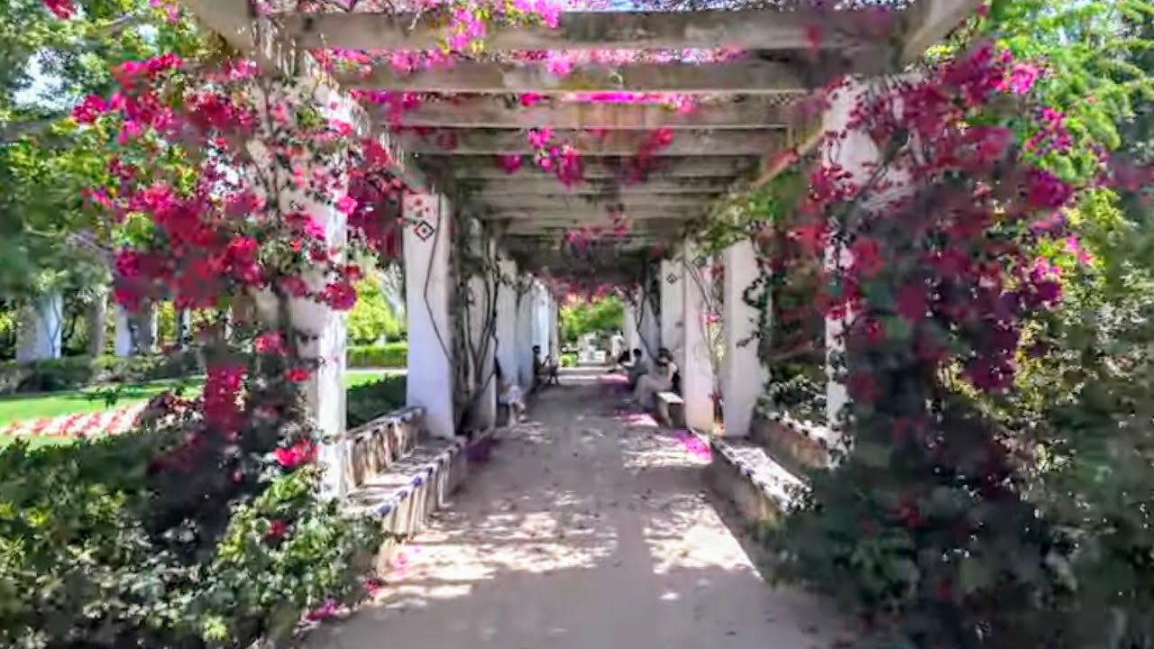 🇪🇦 María Luisa Park Walk (Seville): Is It Worth Visiting?