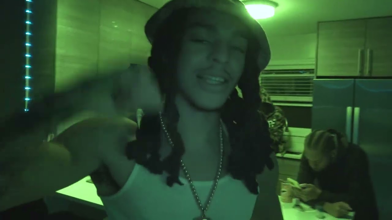 CRAY - PANTONE (Blue) [OFFICIAL MUSIC VIDEO] 