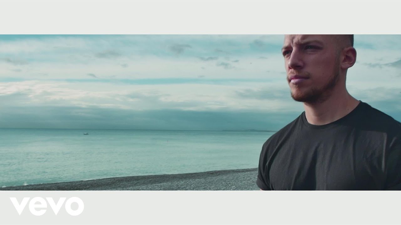 Quincy - J'avance (Clip officiel)