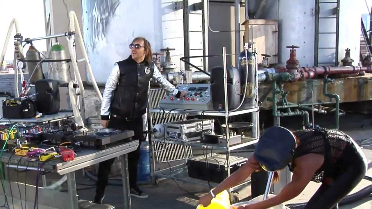 David Guetta - Where Them Girls At (Behind The Scenes) ft. Flo Rida & Nicki Minaj