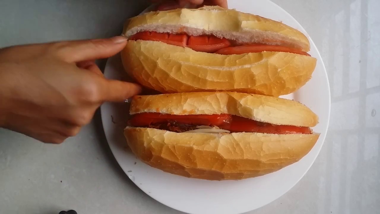 cách làm bánh mỳ xúc xích đơn giản!