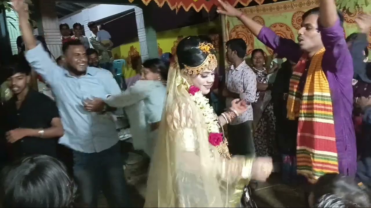 বৌভাতে দিন ডান্স বর কনে 