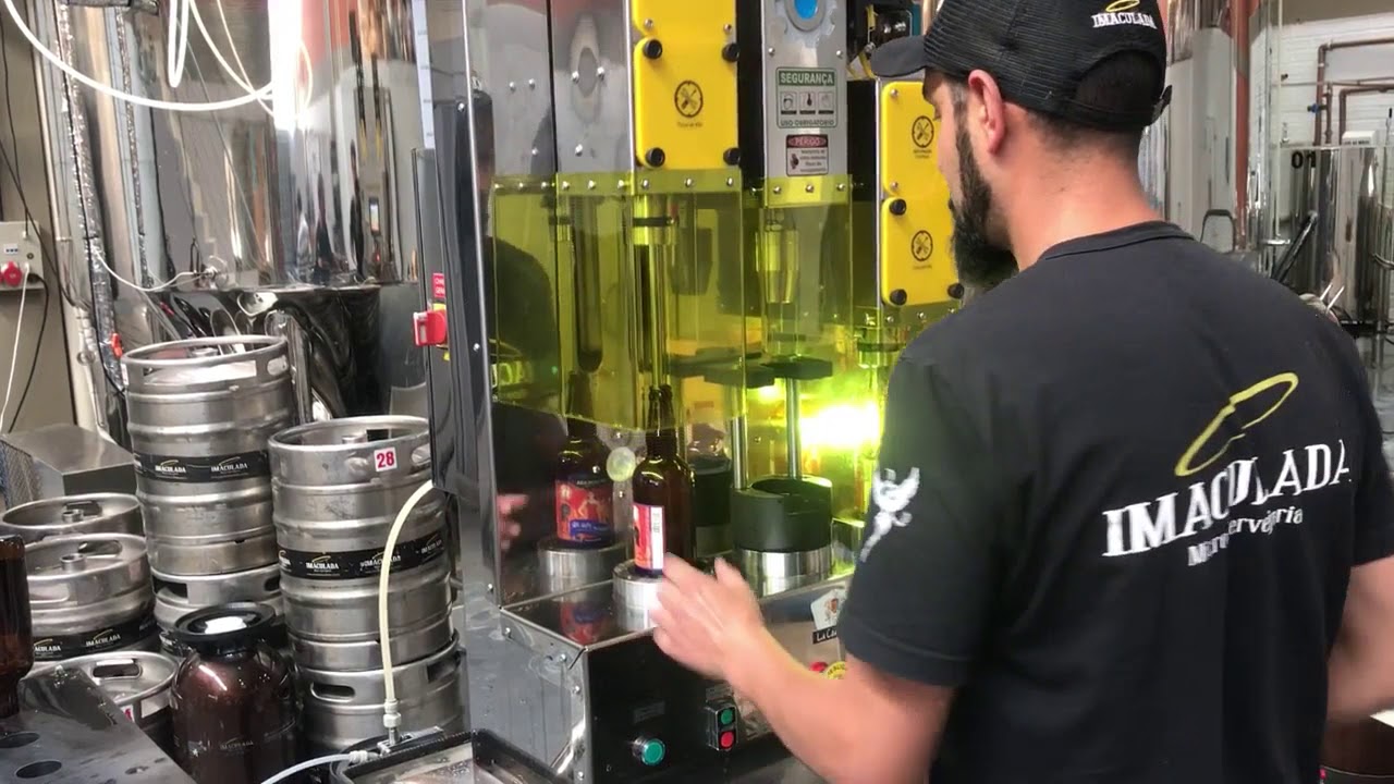 Envasadora semiautomática G200 - Cervejaria Imaculada / La Comparsa
