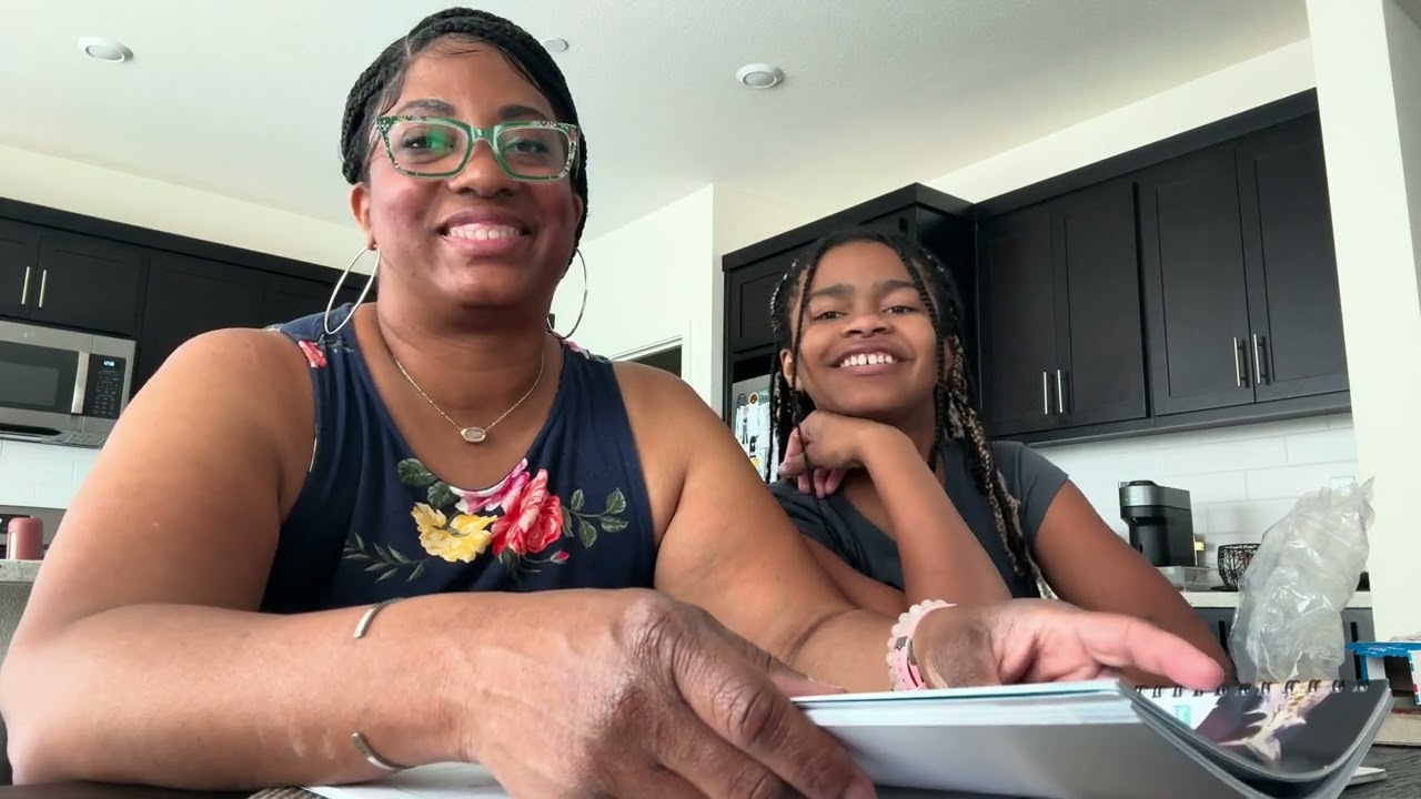 Homeschool VLOG | The Good & The Beautiful Marine Biology