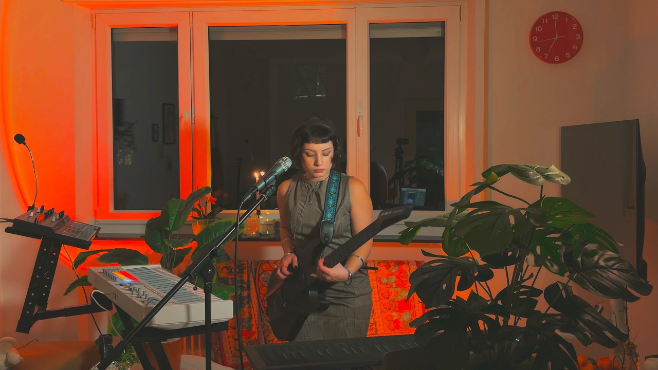 Seren Sara&ccedil; - HAL HAL (Live Session)