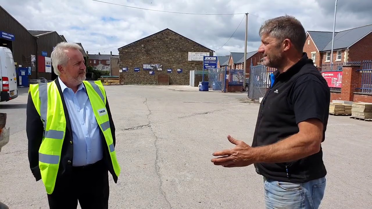 Jewsons Builders Merchants Give A Young Landscaper A Good Start