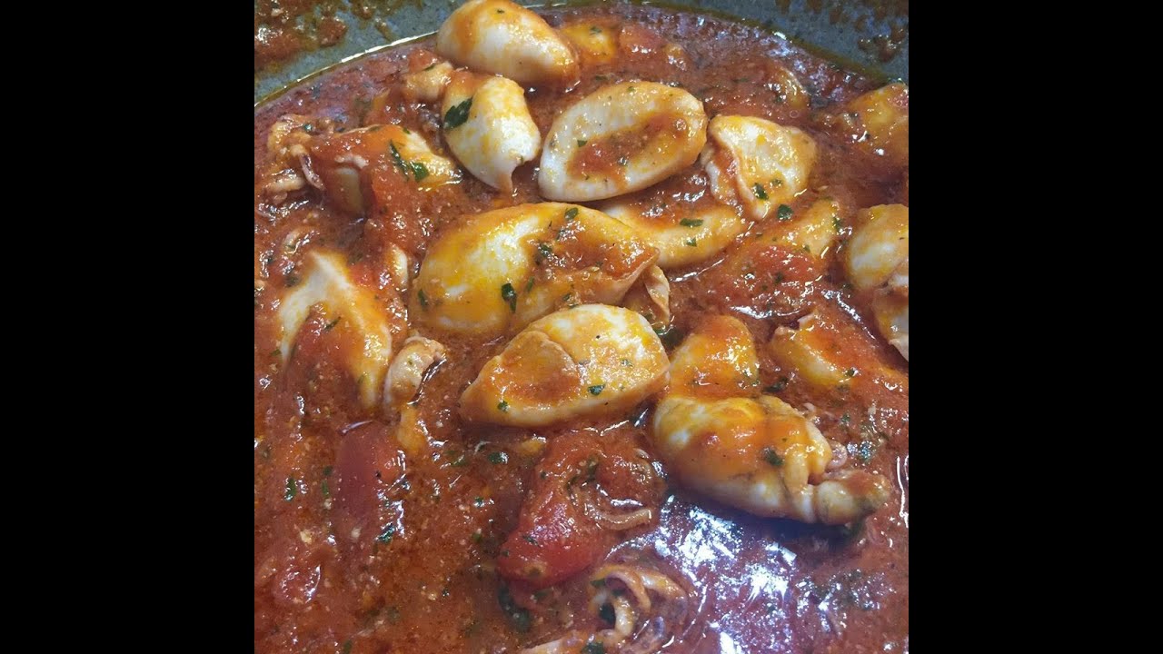 CALAMARI IN UMIDO