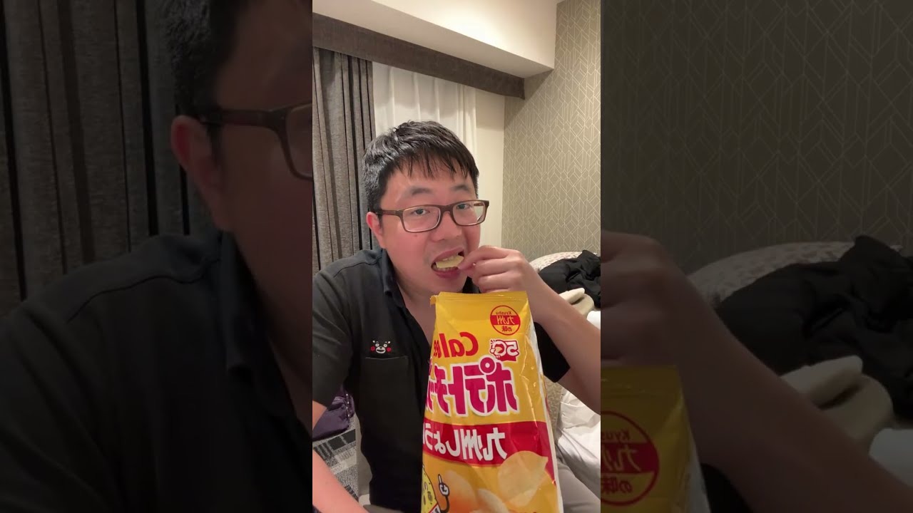 「張士聞FreeTaiwan」正在直播！日本的飯店，吃零食。