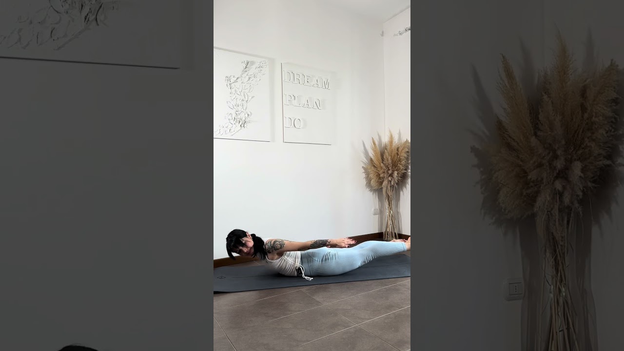 Pilates per i dorsali #pilatesvideo #tutorial #pilatesonline #pilatesacasa #pilates #tips #postura
