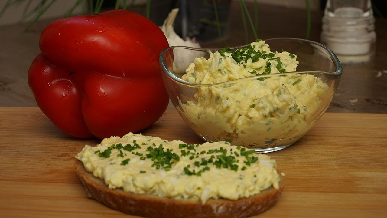 Вкусный яичный спред с творогом