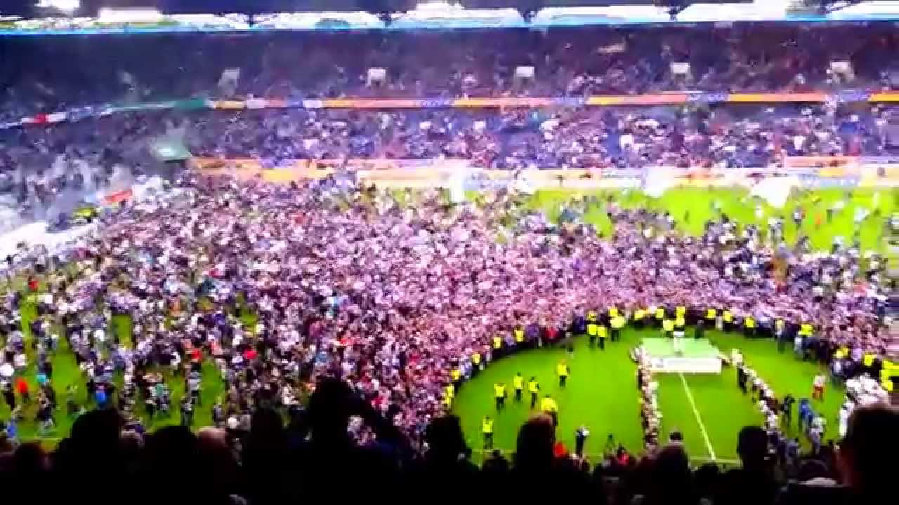 Niederrheinpokal Finale 2014 MSV Duisburg - TV Jahn Hiesfeld Abpfiff und Siegerehrung Platzstürmung