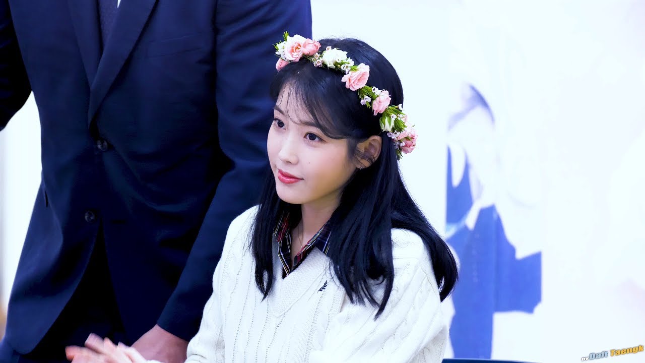 191128 아이유 IU 풀캠 Full Cam 4K 직캠 @영등포 타임스퀘어 팬싸인회 by DaftTaengk
