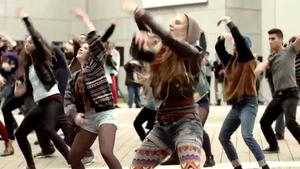 Un flash mob au centre-ville