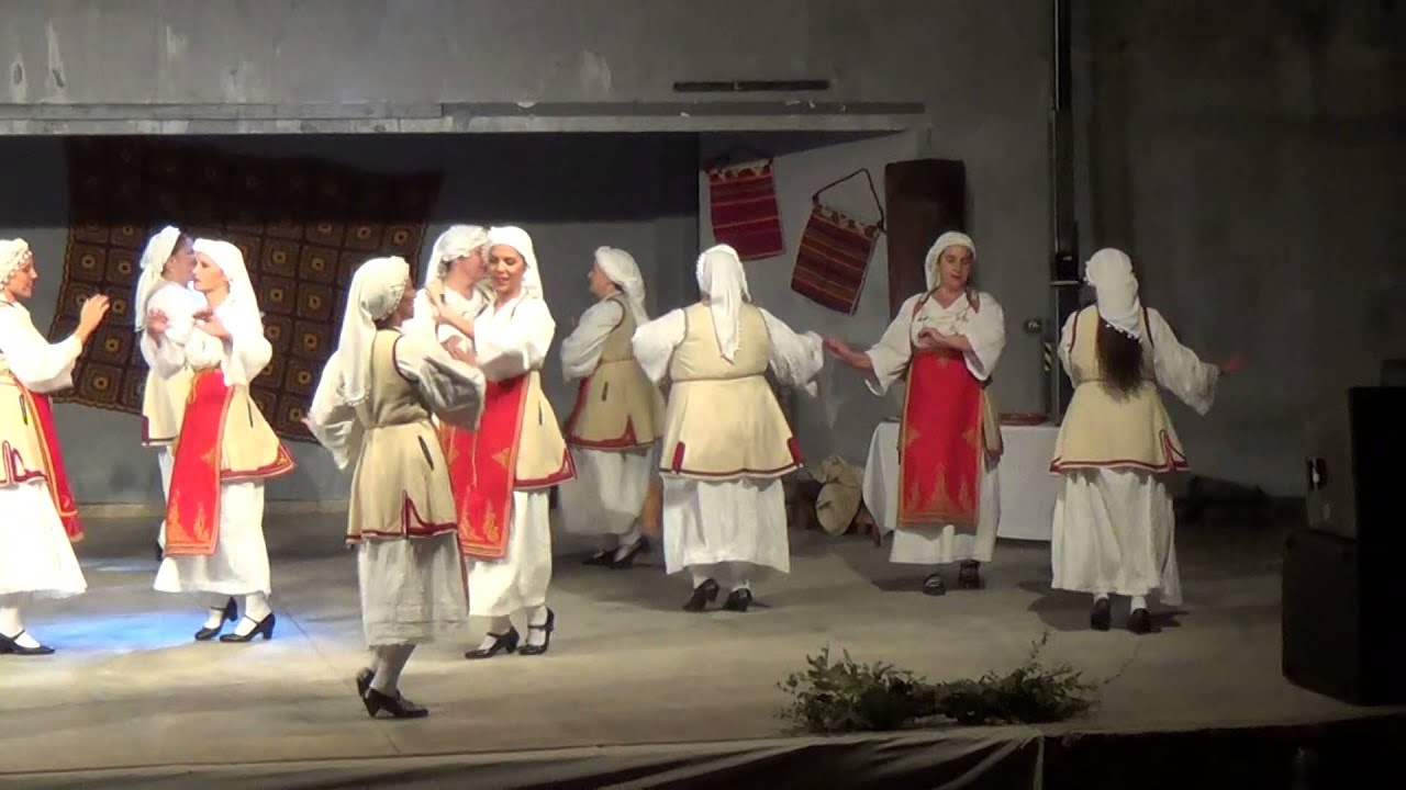ΘΕΣΣΑΛΙΑ :  ( ΧΟΡΟΣ:   ΜΠΕΡΑΤΙ - ΤΑΣΣΑ )( ΚΗΠΟΘΕΑΤΡΟ  05/10/2014) ).