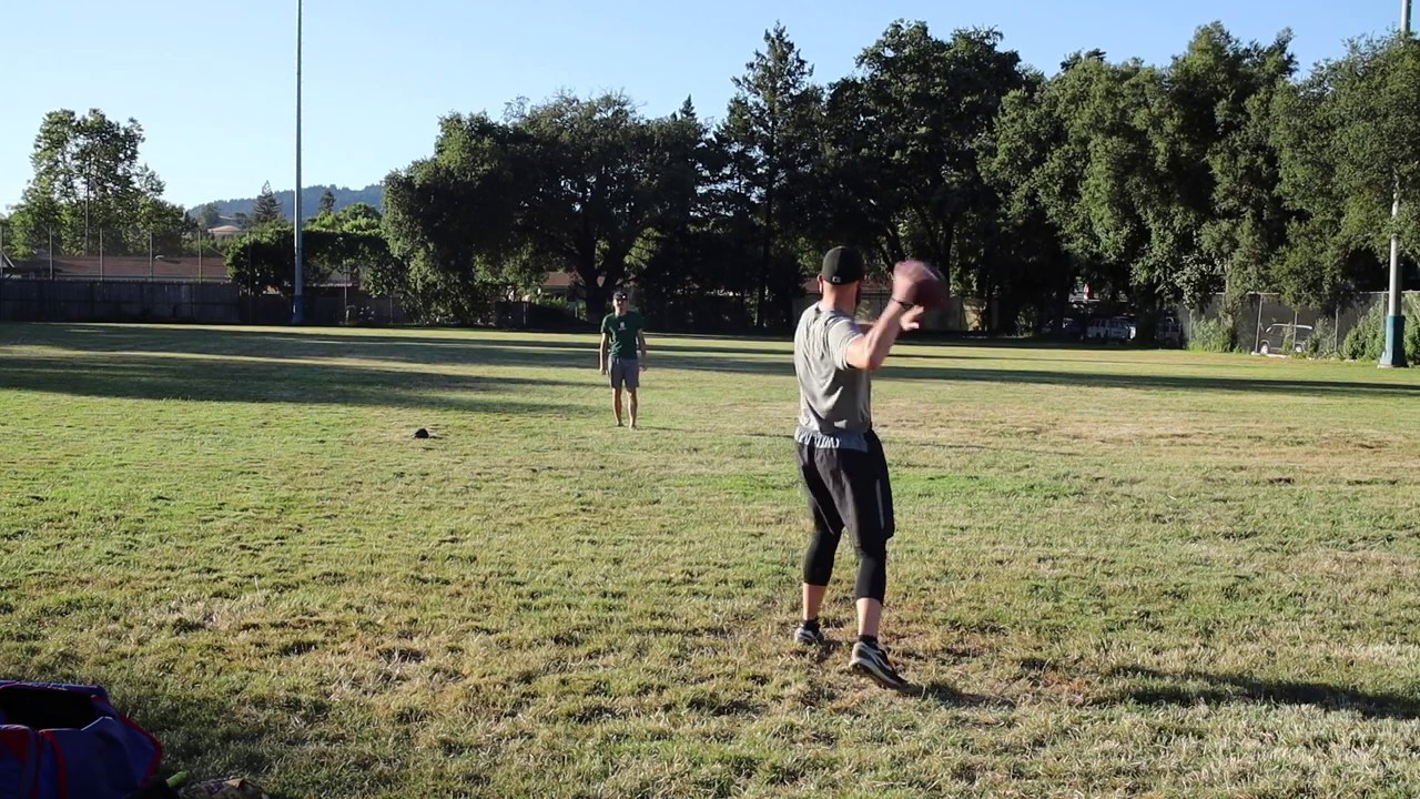 Football Throws - Throw Variation | ROBBY ROWLAND