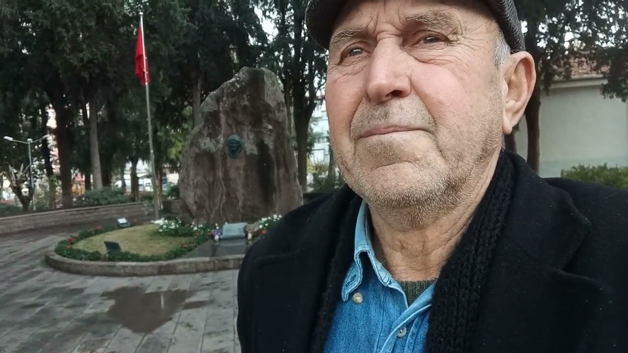 Zübeyde Hanım'ın Mezarını Ziyarete Gittim.