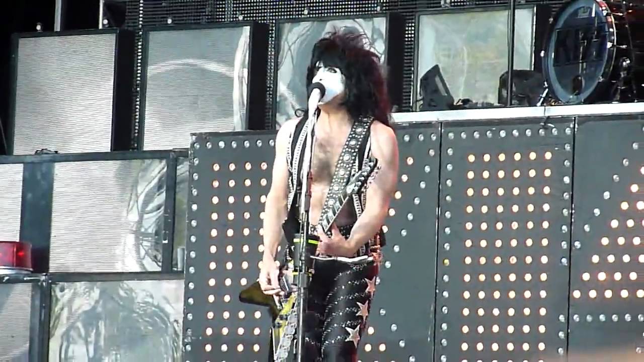 KISS - Say Yeah LIVE