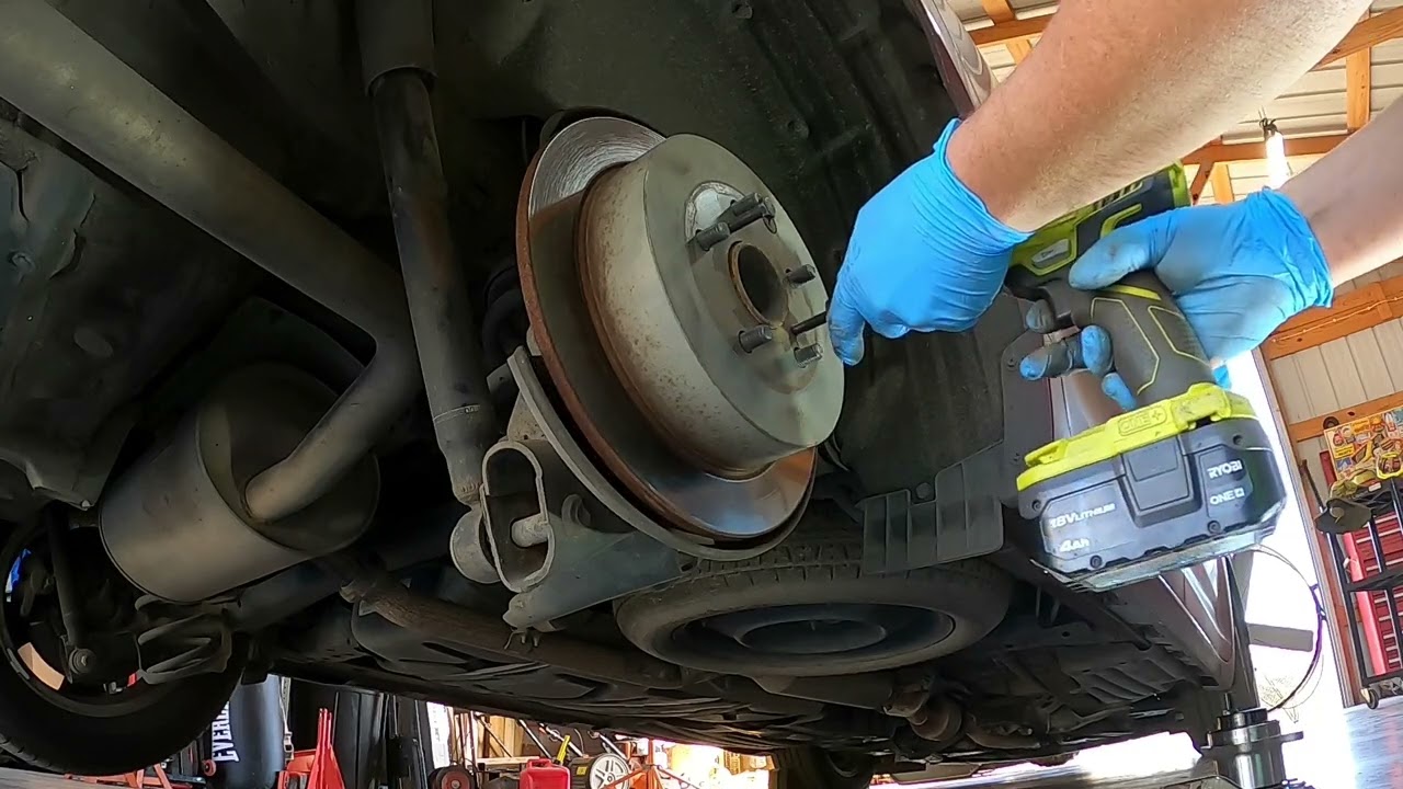 2013 Toyota Sienna Rear Wheel Hub #automobile #diy #toyotasienna