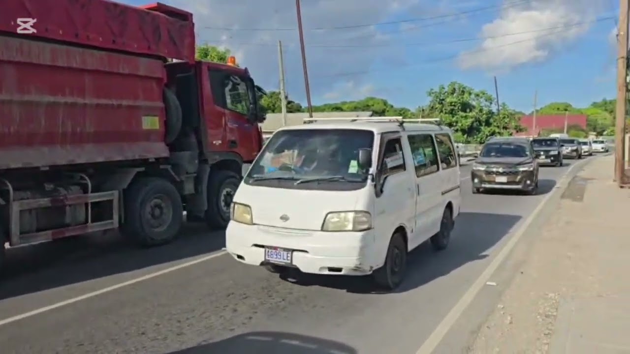 Thursday Morning Crash in Yallahs Bay: Van Collides With Truck, All Escape Serious Injuries
