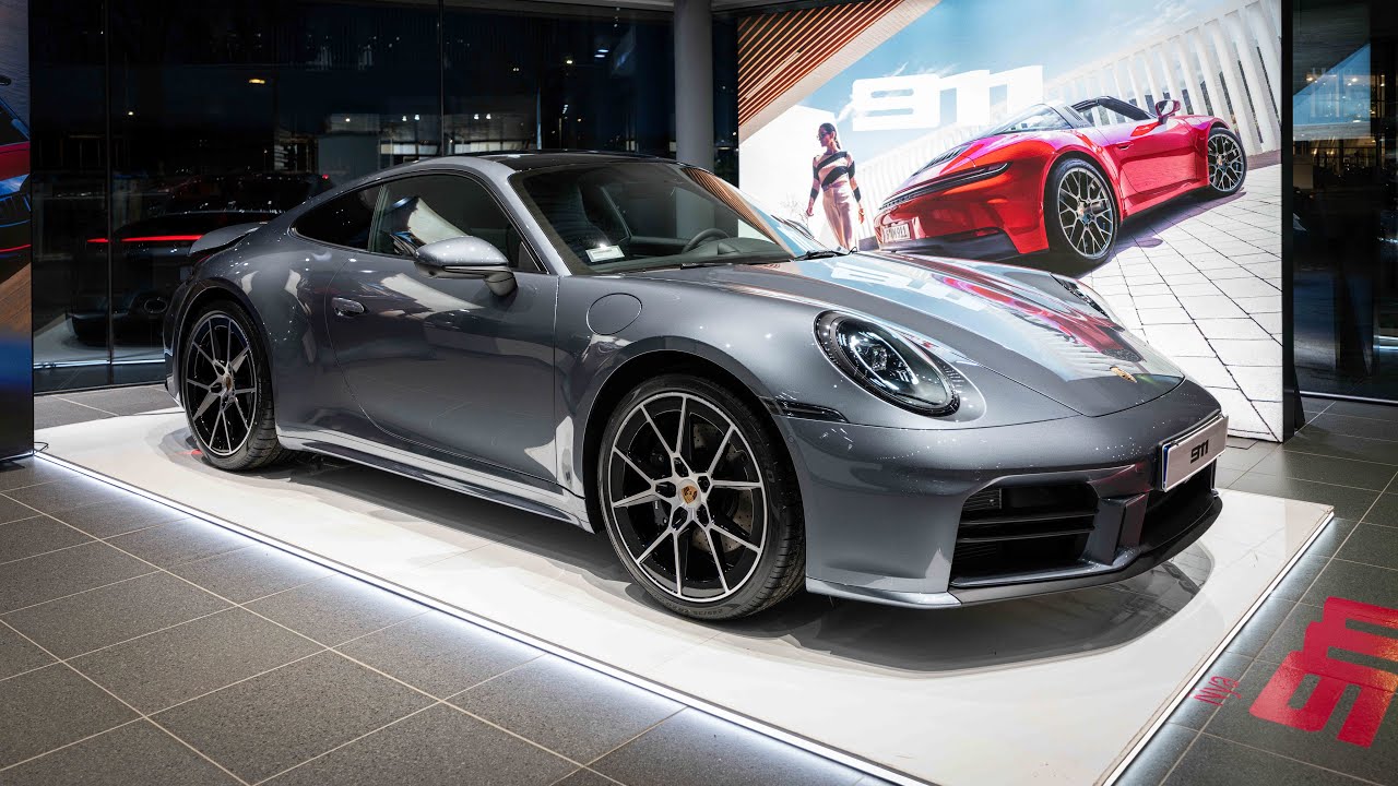 2025 Porsche 911 Carrera (992.2) | Full Interior and Exterior Walkaround