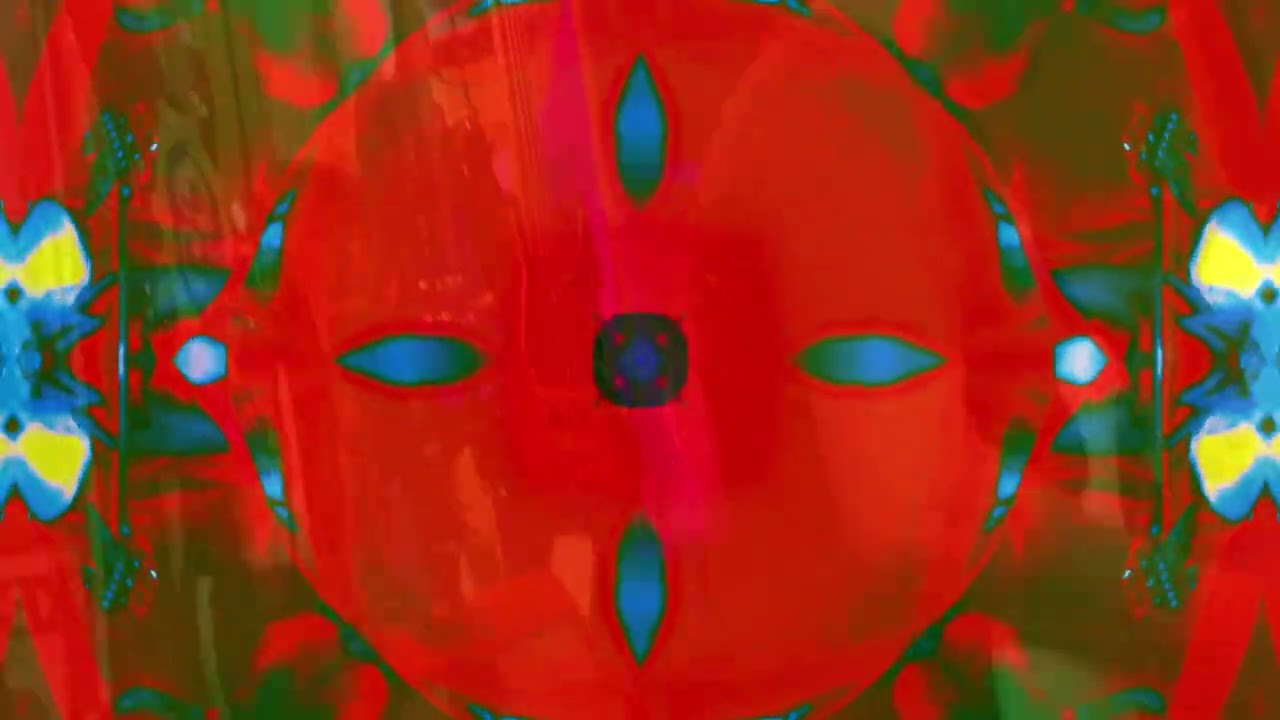Muun Bato: Iridescent Christ