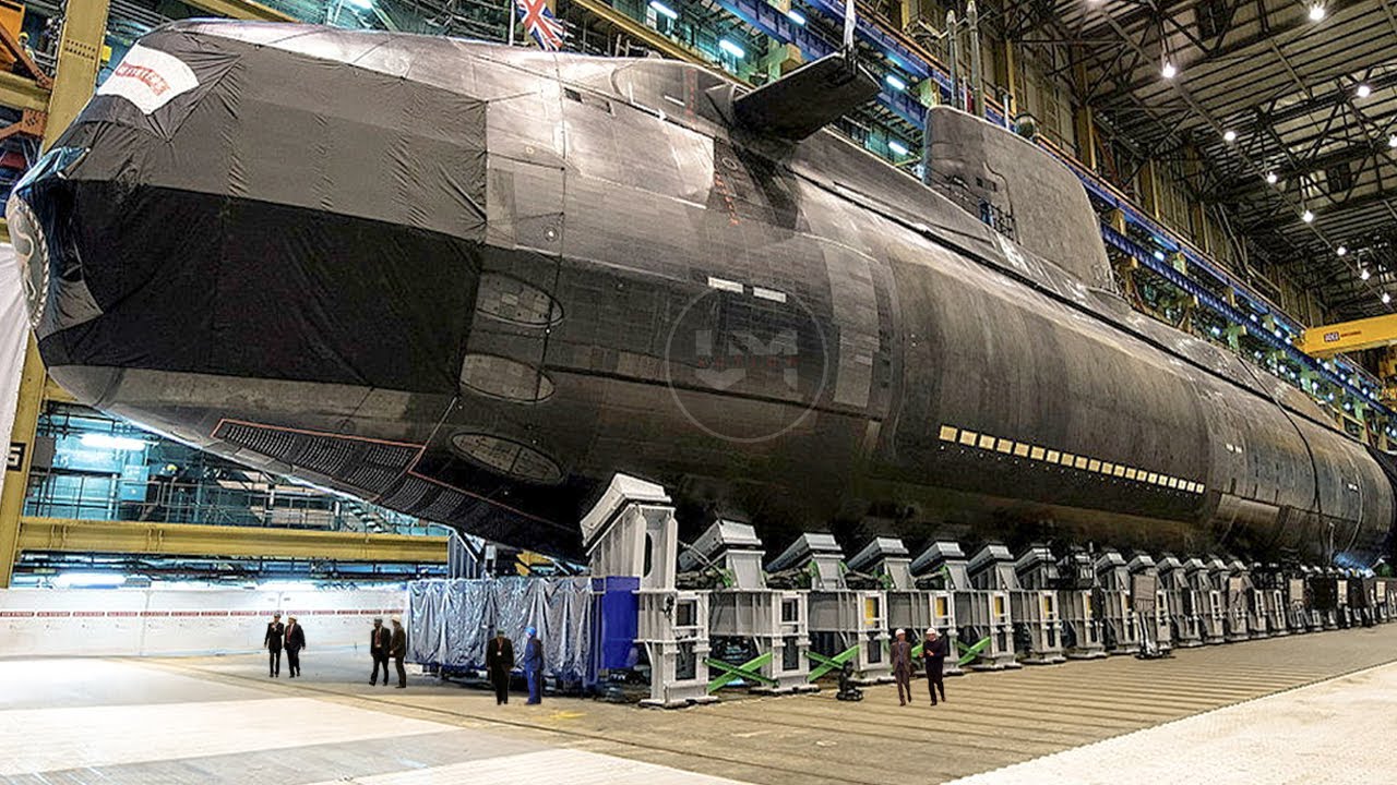 Britain's Stealthy Hunter Killer Submarine &ndash; The Astute Class