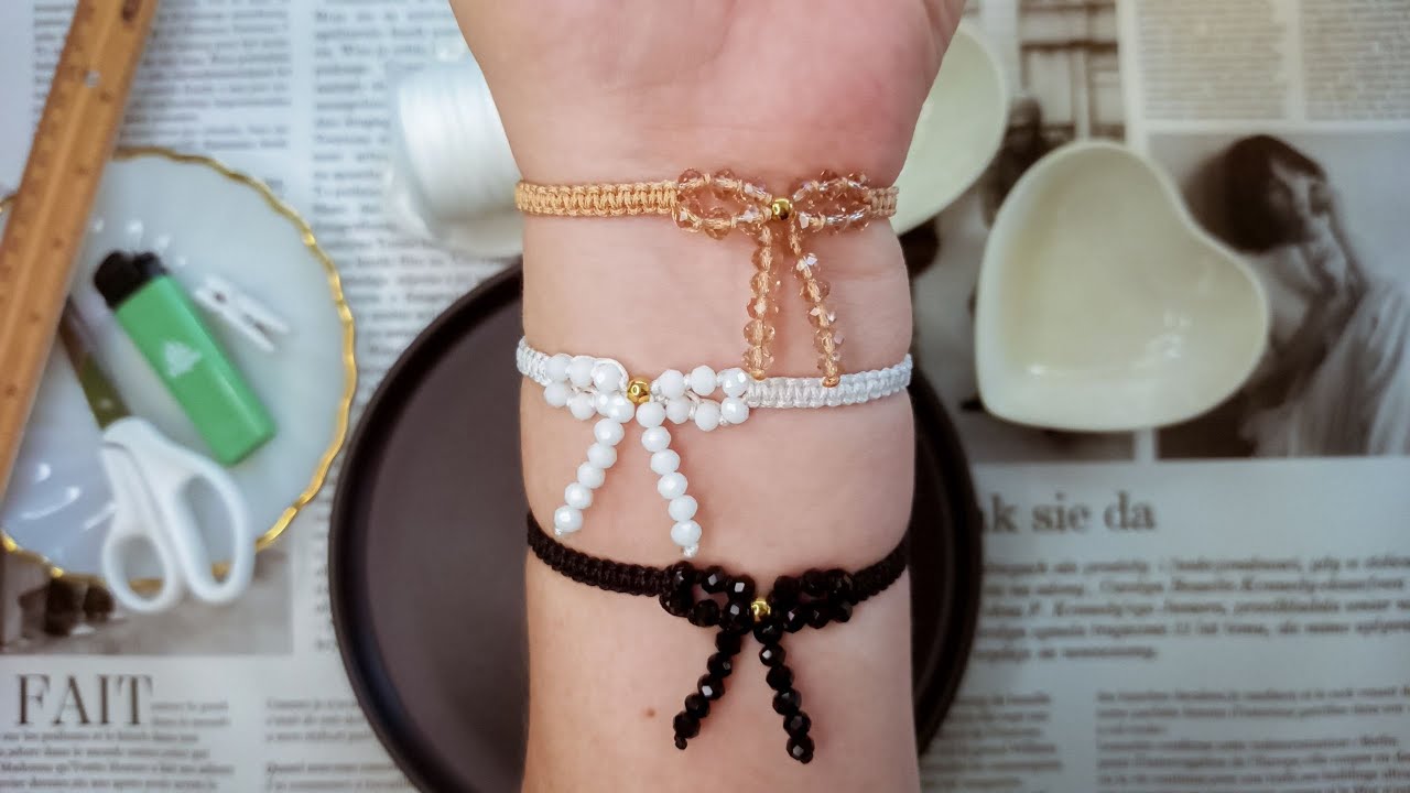 PULSERA DE HILO básica nudo plano con lazo de cristales utilizando el mismo hilo 🖤🤍EASY BRACELET
