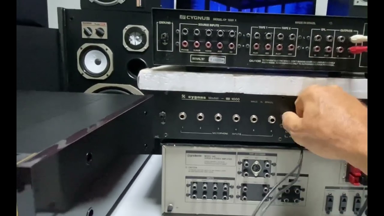 Tutorial-Como ligar um MIXER  entre um PRÉ-AMPLIFICADOR e o AMPLIFICADOR-conservação raríssima