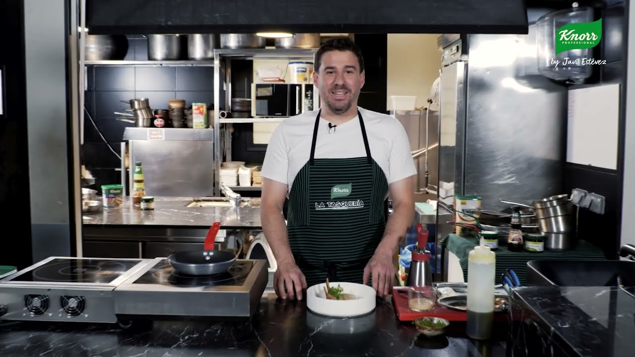 Merluza cocinada a baja temperatura con espuma de bullabesa, alcachofas y perifollo con Javi Est&eacute;vez