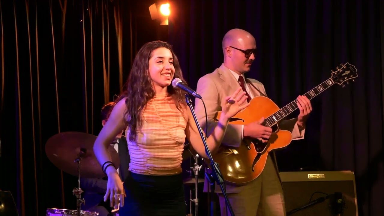 Paula Bilá with The LEANING IN Underground - PIEL CANELA