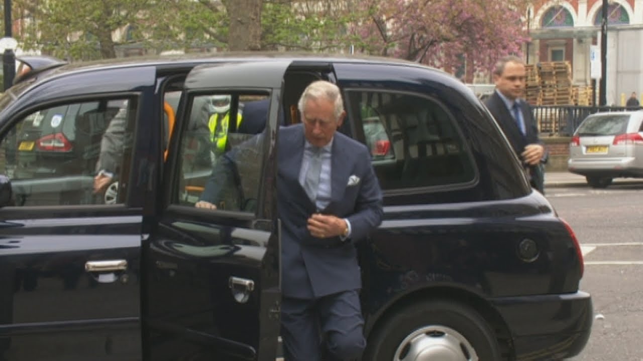 Prince Charles hails London black cab drivers