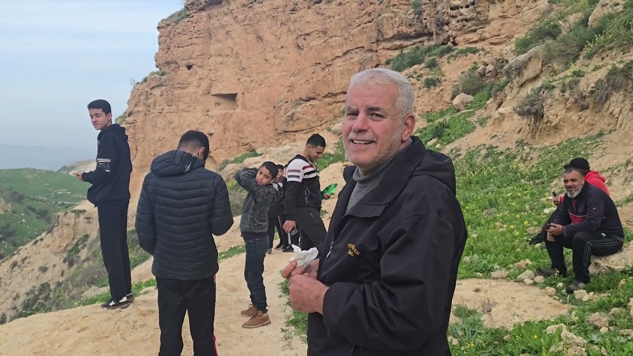 المسير الصباحي والربيع الجميل و الرفقة الأجمل 