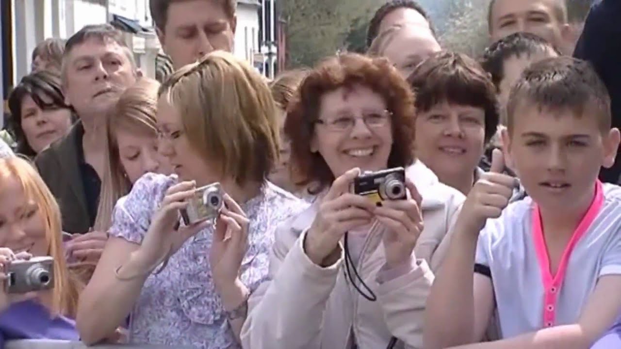 The Queen visits Welshpool