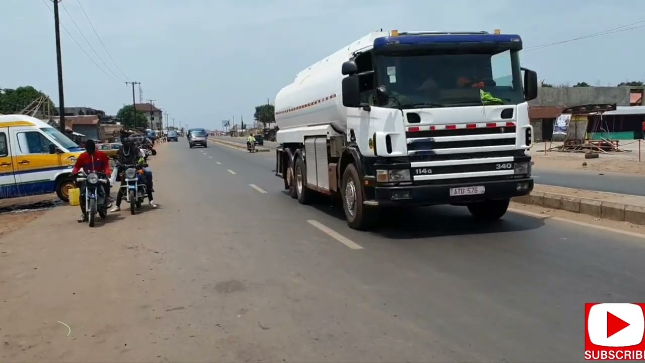 Walking From Signboard Junction At Waterloo To 3 Mile At Newton In Sierra Leone!